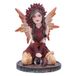 Nemesis Now Crystal Fairy Poppy beeldje 9 cm, hars, rood feeënbeeldje met kristallen bal, knielende fee met glazen bal, fantasiegeschenk, gegoten in de fijnste hars, vakkundig handgeschilderd