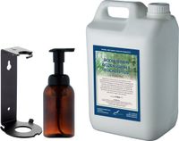 Claudius Cosmetics B.V. Claudius Zeepdispenser 300 ml amber bruin hervulbaar + 5 Liter Bodylotion Rozemarijn & Eucalyptus navulling (inclusief beugel)