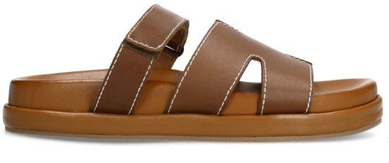 Sacha - Cognac leren slippers met klittenband - Maat 40