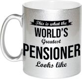 Bellatio Decorations Shoppartners Bv This is how the worlds greatest pensioner looks like koffiemok / theebeker - 330 ml - zilverkleurig