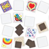 Baker Ross Maak ontwerp je eigen keramische tegels magneten - creatieve knutselpakket voor kinderen om in te kleuren en versieren (10 stuks)