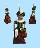 Polystone Roetveeg Piet op schoorsteen. | 2 stuks
