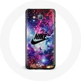 Nike Etui voor Samsung Galaxy J7 2016 Gekleurd Logo Maniacase