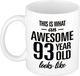 Bellatio Decorations This is what an awesome 93 year old looks like - cadeau koffiemok - beker - 300 ml - verjaardag 93 jaar - kado mok / beker