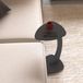 en.casa Table d'appoint Klinerg en forme de C sur roulettes 40x37x56 cm gris