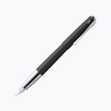 LAMY Studio Zwarte Vulpen | Volledig Metalen Behuizing | Stalen Penpunt Lijndikte B | Elegante Propellerclip | Inclusief LAMY T10 Blauwe Inktpatroon
