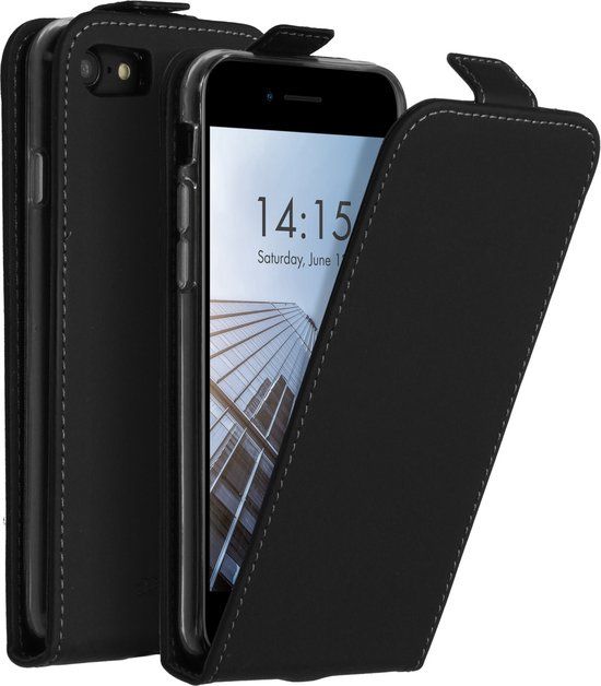 Accezz Flipcase - Hoesje met pasjeshouder voor iPhone SE (2022) / SE (2020) / 8 / 7 - Zwart