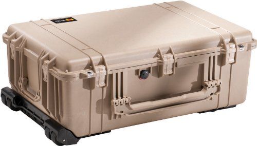 Pelican 1650 Camera Case with Foam - Desert Tan