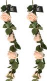 Bellatio Design Guirlande de roses artificielles - 2x - 145 cm - rose pêche - décoration de mariage - guirlande - décoration