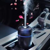 Merkloos Auto Diffuser USB Luchtbevochtiger Aromatherapie Essentiële Olie Luchtverfrisser USB Koele Mist Mini Draagbare Diffuser voor Auto, Thuiskantoor, Slaapkamer (Zwart)