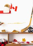 The Line Montreal Wanddecoratie Skyline 50 cm Goud