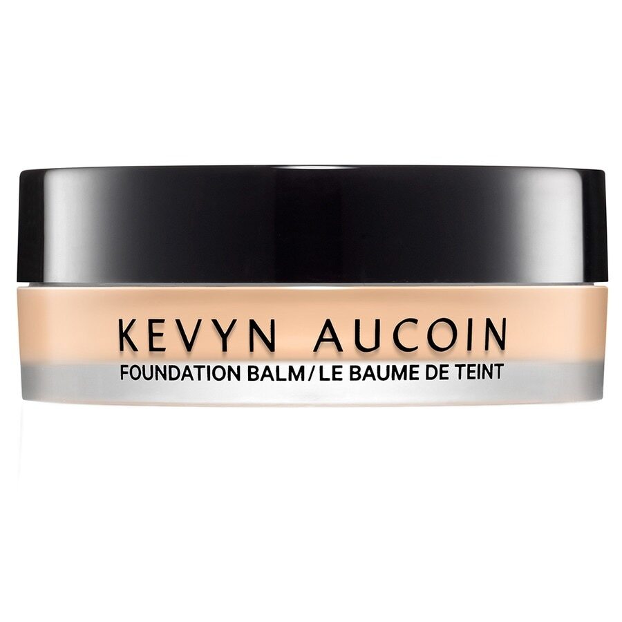 Kevyn Aucoin Pflege