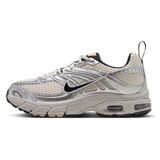 Nike Air Max Moto2k, pointure 37½