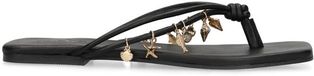 Sacha - Dames - Zwarte leren slippers met goudkleurige charms - Maat 39