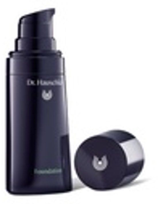 Dr. Hauschka Foundation 30 ml - #002 Pine
