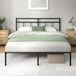 Zinus Elias Bedframe van metaal met hoofdeinde, eenvoudige montage, hoogte 30 cm, bed met metalen lattenhouder, opbergruimte onder het bed, modern design, zwart