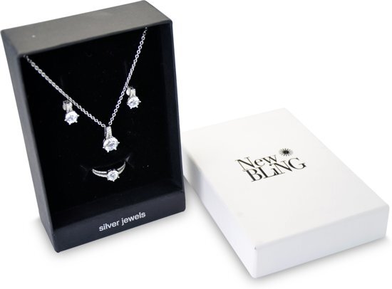 New Bling Gift Set 9NB SET015 52 Sieraden Geschenkset - Zilveren Oorbellen 6x8 mm Collier 40+5 cm Ring maat 52 - 100 Facet Zirkonia - Zilverkleurig