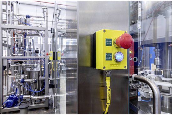 Siemens 3SU1802-0AA00-0AB1 Lege behuizing - 2 inbouwplaatsen - Grijs