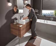 Hansgrohe VIVENIS wastafelkraan - model 110 - opbouw - coolstart - eengreeps - zwart