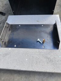 Betonsokkel Brievenbus Geroba - Merkloos - 50x50x5 cm - EAN: 5404033106602