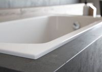 Badland SHEA SLIM ligbad 180 x 80 cm wit met styropor ombouw met bamboe badplank