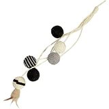 Bobby Bille Krabpaal kattenspeelgoed van gerecycled touw, met ballen en veren, om op te hangen, zwart, 52 cm