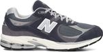 New Balance 2002R suède sneaker met mesh details