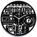 Instant Karma Clocks Wandklok fotografie machine Studio Shop geschenkidee zwart