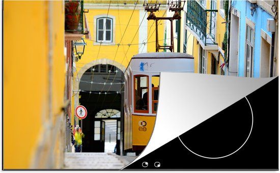 KitchenYeah® Inductie beschermer 77x51 cm - Geel - Lissabon - Straat - Inductie kookplaat accessoire