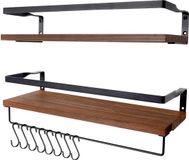 Uten 2 stuks houten wandplanken met handdoekhouder en haken