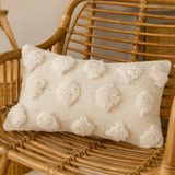 Milton & Oldbrook Sierkussen 50 x 30 cm Inclusief Vulling Kaunas Wit