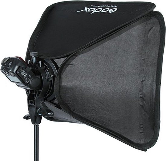 Godox S-type Bracket Bowens + Softbox 80x80cm