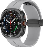 By Qubix Qubix - D-buckle sportband - Grijs - Geschikt voor Samsung Galaxy Watch Ultra / Ultra 2 - 47mm