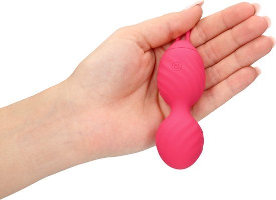 Vibrating Egg with Remote Control - Strawberry Red - Waterproof - Rechargeable