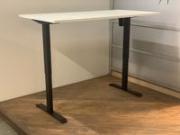FERBOX - Kantoor & Design FERBOX FB01 - Elektrisch Zit Sta Bureau - Zwart Onderstel - Wit Blad - 120x80cm - Incl. USB Oplader