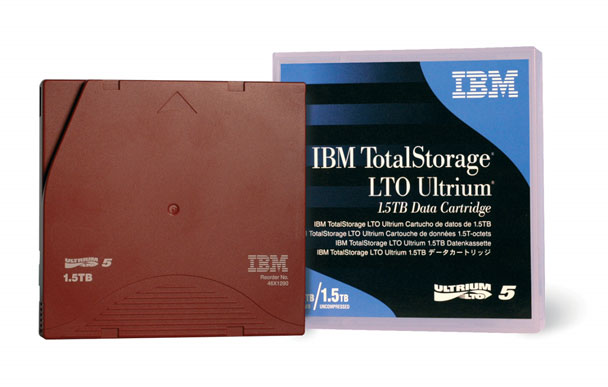 IBM 46X1290 - Lege datatape - bruin