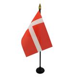 AZ FLAG Tafelvlag Denemarken 15x10 cm Polyester 100D Plastic Voet