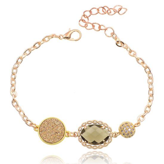 Deja Jewels Goudkleurige verstelbare dames armband met groen glassteen