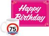 Bellatio Decorations Verjaardag cadeau koffiemok thema 75 jaar - voor een vrouw - looking good - met knalroze Happy Birthday wenskaart - A5 formaat
