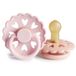 FRIGG Fairytale Latex Fopspeen 2-Pack | Natuurrubberen Fopspeen | BPA-vrij | Gemaakt in Denemarken | Symmetrische Kersvormige Tepel | (White Lilac/Pretty In Peach), Maat 1 (0-6 Maanden))