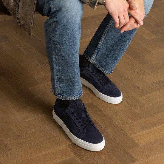 Manfield - Heren - Donkerblauwe suède sneakers - Maat 42