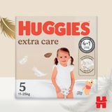 Huggies Extra Care baby luiers - Maat 5 (11 tot 25kg) - 66 luiers met vochtindicator en Disney designs - Maandbox