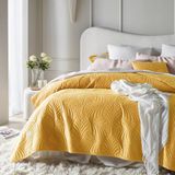 Room99 Velours Plaid 240x260 cm - Zacht & Stijlvol Mustard Geel