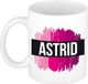 Bellatio Decorations Astrid naam cadeau mok / beker met roze verfstrepen
