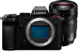 Panasonic Lumix DC-S5 + 24-105mm F/4.0 L-mount