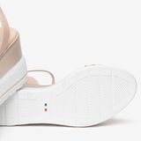 Nerogiardini Vrouwen Platte Sandalen Beige Leer Armenia Poli.Ussita 42695