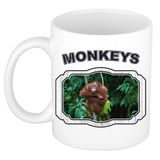 Bellatio Decorations Dieren liefhebber orang oetan mok 300 ml - kerramiek - cadeau beker / mok apen liefhebber