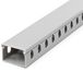 StarTech.com Goulotte à fentes ouvertes avec couvercle, 38 mm L x 25 mm H - 2 m L - PVC - Gris