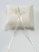 Bianco Evento Coussin porte-alliances en satin et cristal Swarovski