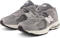 New Balance 2002 Kinderen Sneakers GREY - Maat 31 - Unisex